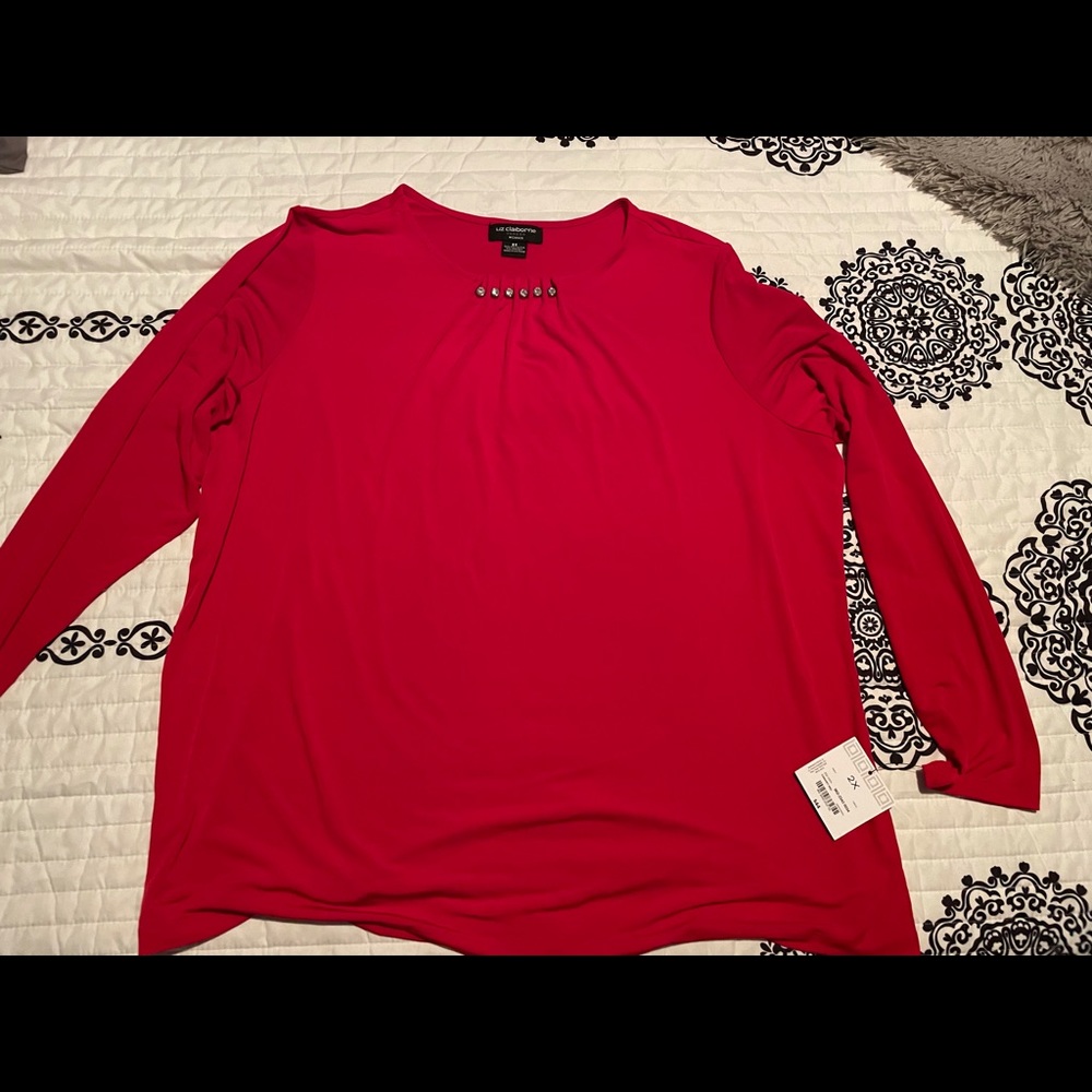 3/4 Sleeve top with gems on top